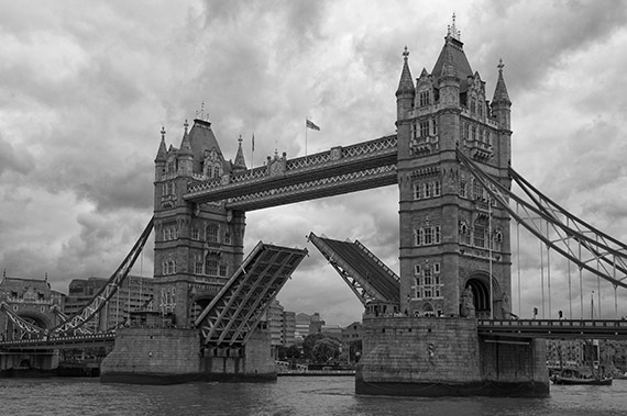 tower bridge black and white photograph