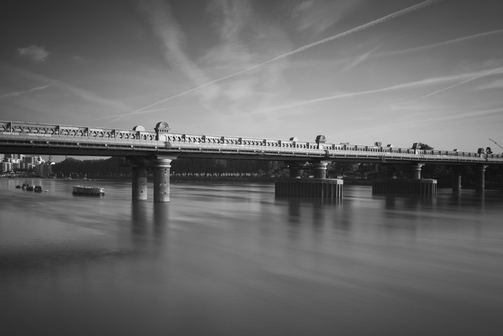  Black and white photo of Fulham Railway Bridge
