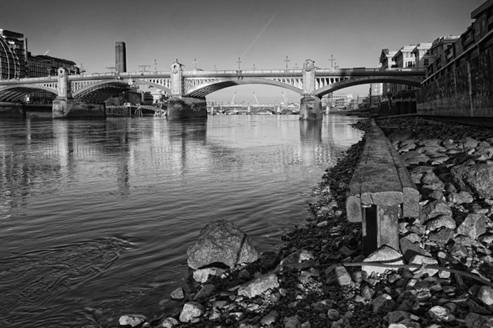  Black and white photo of Southwark Bridge