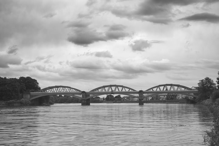 Photograph of Barnes Railway Bridge 2