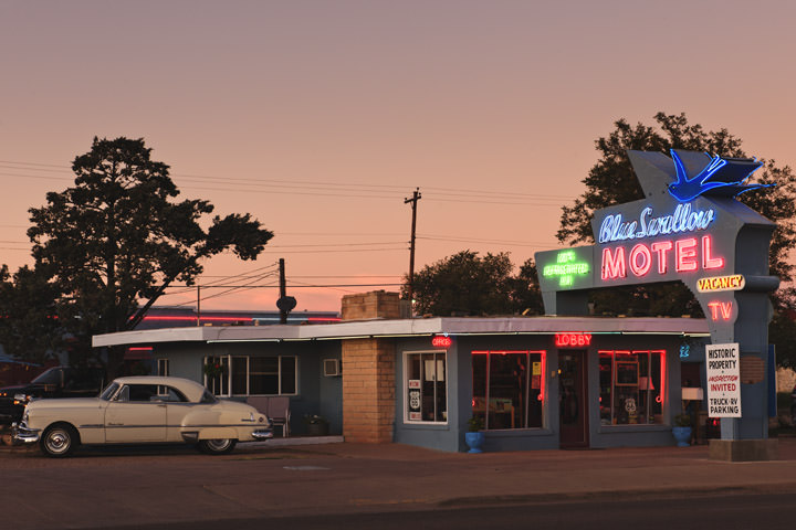 Blue Swallow Motel - Pink Light Tucumcari - New Mexico 