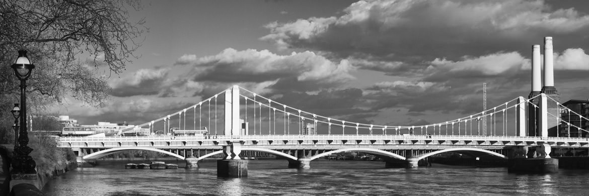 Photograph of Chelsea Bridge 3
