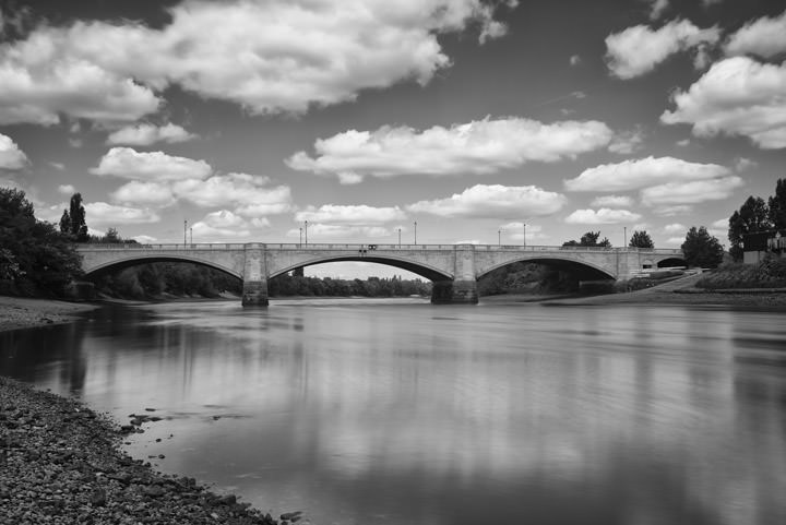 Photograph of Chiswick Bridge 3