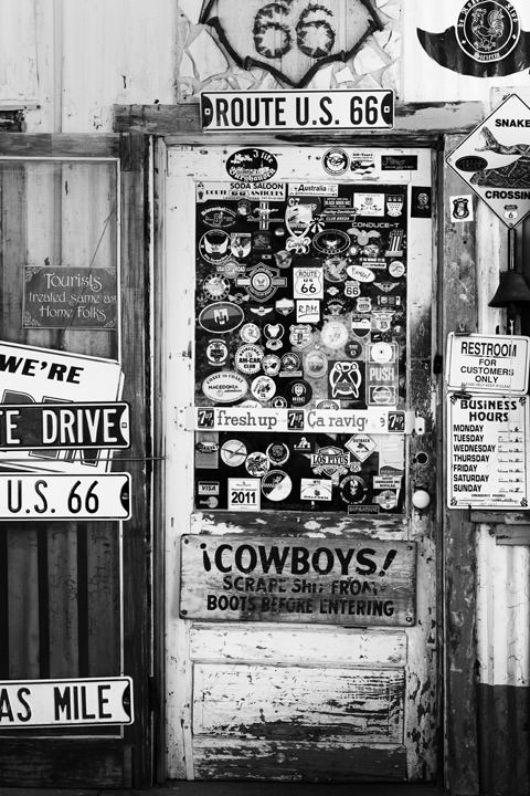 Cowboys -  Route 66  Hackberry - Arizona 