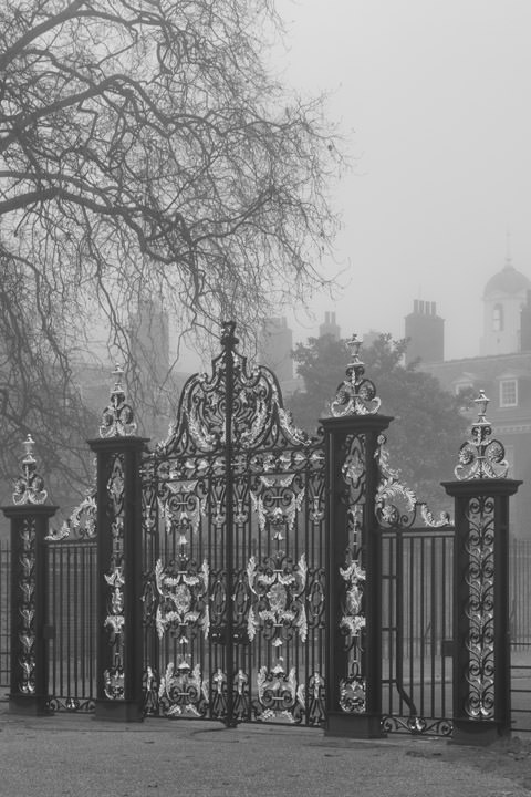 Photograph of Kensington Palace Gate 1