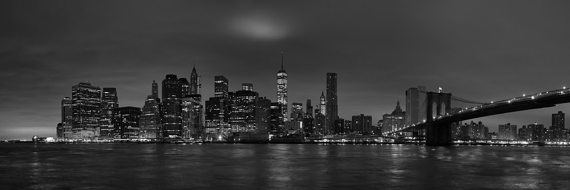 Photograph of Manhattan from Brooklyn 12