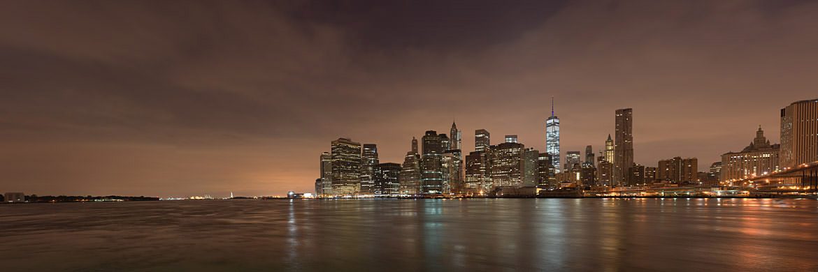 Photograph of Manhattan from Brooklyn 4