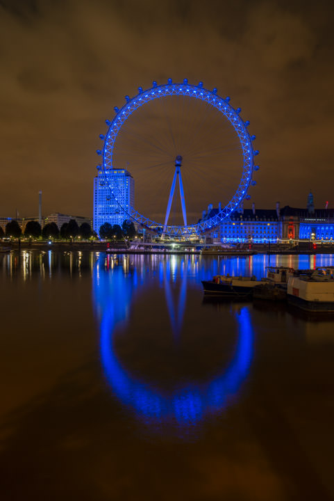 Reflections of London Eye 