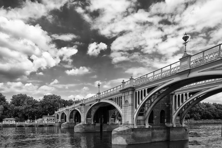 Richmond Lock Footbridge 3