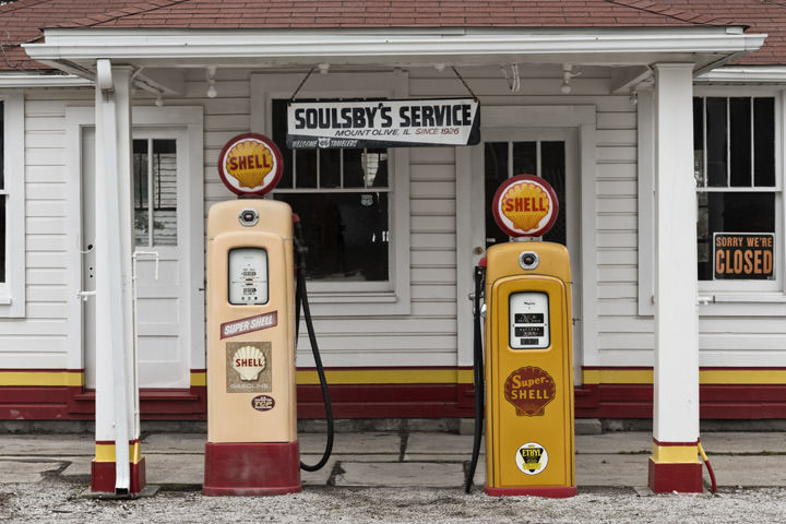 Photograph of Soulsbys Gas Station 1