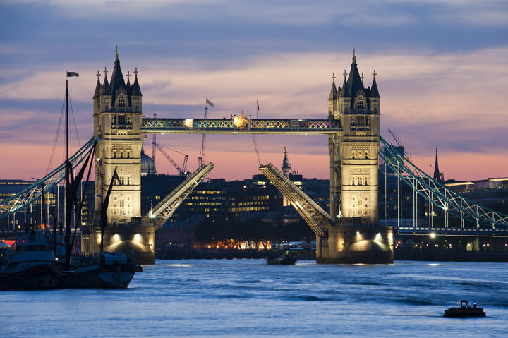 Photograph of Tower Bridge 9