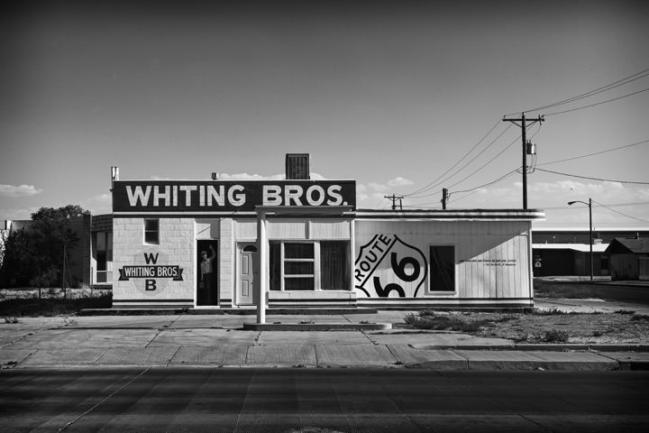 Photograph of Whitings Gas Station - Route 66