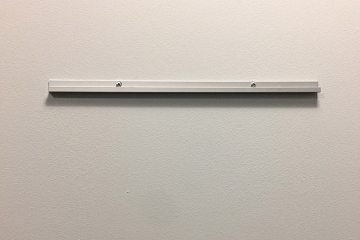  Baton for hanging an acrylic print