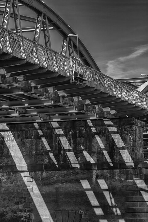 Photograph of Barnes Railway Bridge 3