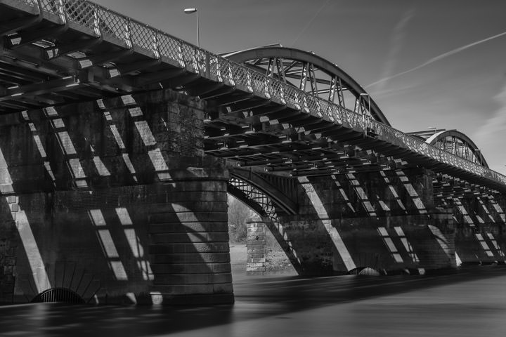 Photograph of Barnes Railway Bridge 4