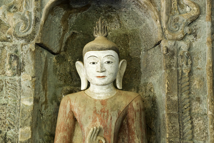 Photograph of Buddha Statue 1 Mrauk U