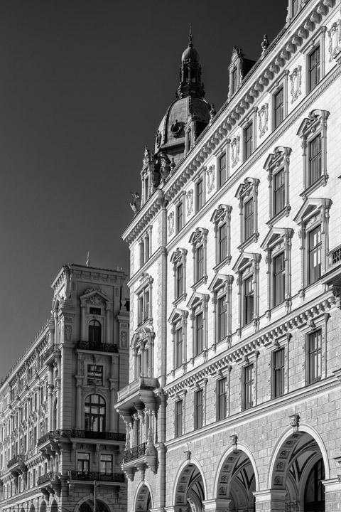 Photograph of Classical Architecture Vienna 2