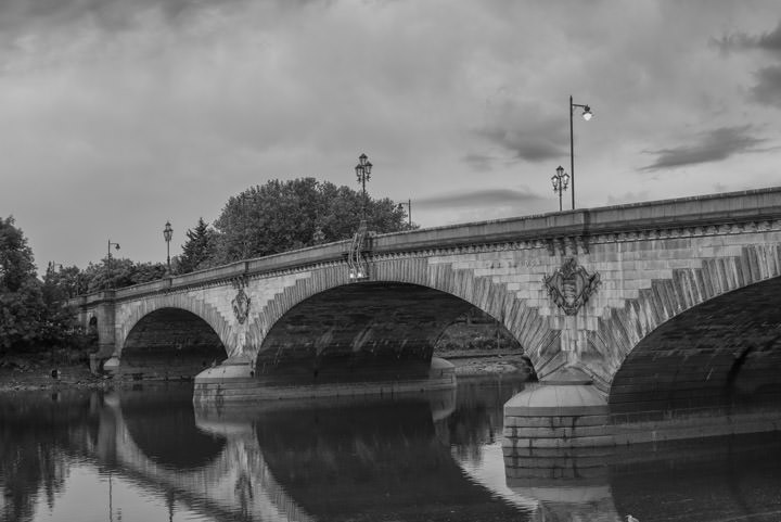Photograph of Kew Bridge 1
