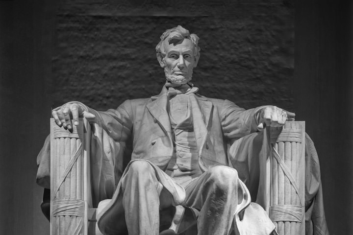 Photograph of Lincoln Memorial 5