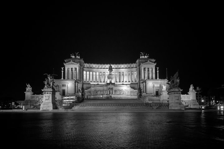 Photograph of National Monument Rome 3