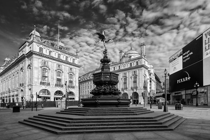 Photograph of Piccadilly Circus 2