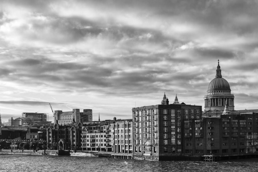 Photograph of Queenhithe St Pauls Cathedral 1