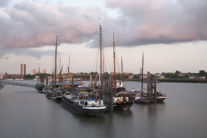 Photograph of River Thames Wapping 1