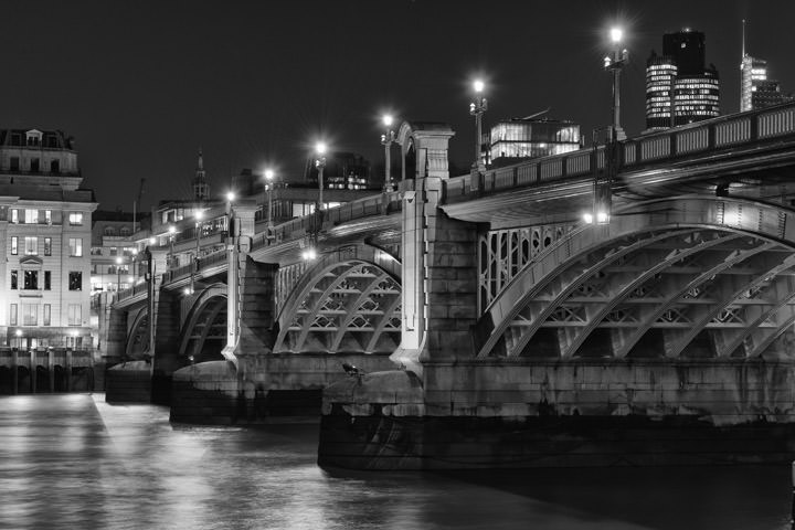 Photograph of Southwark Bridge 11