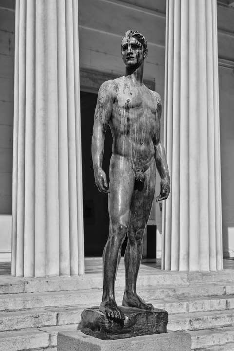 Statue Volksgarten Vienna